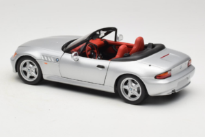 BMW Z3 Cabriolet Silver UT Models 1:18 20402 Metall — bild 7 av 8
