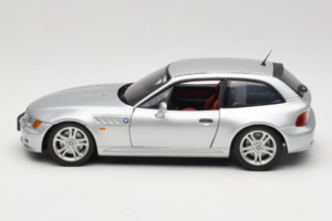 BMW Z3 E36/8 Coupe 2.8 Silver UT Models 1:18 20421-R1 Metall — bild 4 av 8