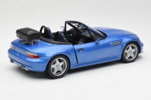 BMW Z3 M Roadster Med Bagagehållare Blå Metallic UT Models 1:18 20416 Metall — bild 3 av 8