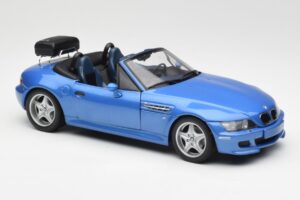BMW Z3 M Roadster Med Bagagehållare Blå Metallic UT Models 1:18 20416 Metall — bild 6 av 8