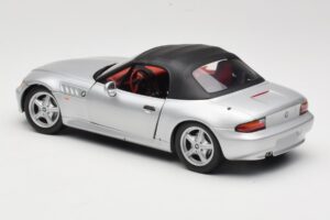 BMW Z3 Roadster 1.8 Silver UT Models 1:18 20404 Metall — bild 7 av 8