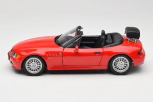 BMW Z3 Roadster 1.9 Röd Återförsäljar Edition UT Models 1:18 80439423068 Metall — bild 4 av 8