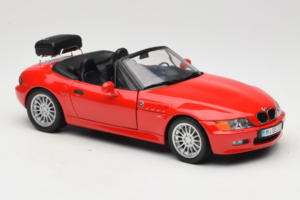 BMW Z3 Roadster 1.9 Röd Återförsäljar Edition UT Models 1:18 80439423068 Metall — bild 6 av 8