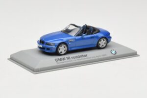 BMW Z3 Roadster 2.8 Blå Minichamps 1:43 BMW003 Metall — bild 2 av 4