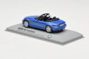 BMW Z3 Roadster 2.8 Blå Minichamps 1:43 BMW003 Metall — bild 3 av 4
