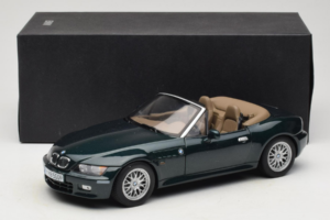 BMW Z3 Roadster 2.8 Mörkgrön Återförsäljar Edition UT Models 1:18 80439411713 Metall — bild 8 av 8