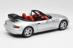 BMW Z3 Roadster Med Bagagehållare Silver UT Models 1:18 20407 Metall — bild 3 av 8