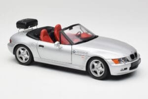 BMW Z3 Roadster Med Bagagehållare Silver UT Models 1:18 20407 Metall — bild 6 av 8