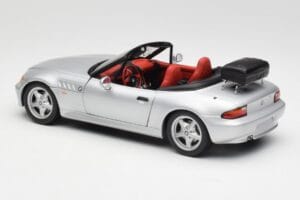 BMW Z3 Roadster Med Bagagehållare Silver UT Models 1:18 20407 Metall — bild 7 av 8