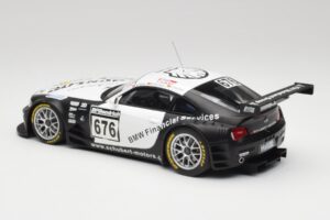 BMW Z4 #676 H. Stuck / J. Hennerici / D. Hurtgen Team Schubert Nürburgring 24 Hours 2006 AUTOart 1:18 80649 Metall — bild 5 av 6