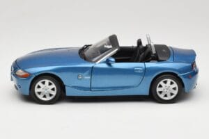 BMW Z4 E85 Blå Metallic Motormax 1:18 73144 Metall — bild 4 av 8