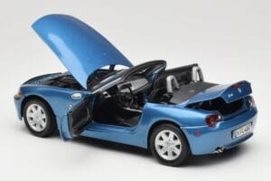 BMW Z4 E85 Blå Metallic Motormax 1:18 73144 Metall — bild 5 av 8