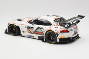 BMW Z4 E89 GT3 #888 Triple Eight Racing L. Mowle / J. Ratcliffe 24 Hours of Spa 2015 Minichamps 1:18 151152388 Metall — bild 5 av 6