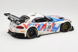 BMW Z4 E89 GT3 #9 Roal Motorsport A. Zanardi / B. Spengler 24 Hours of Spa 2015 Minichamps 1:18 151152309 Metall — bild 2 av 6