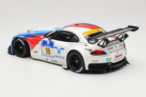 BMW Z4 GT3 #19 Team Schubert J. Muller / D. Muller ADAC 24 Hours Nurburgring 2013 Minichamps 1:18 151132319 Metall — bild 5 av 6