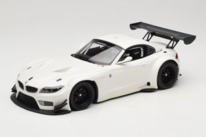 BMW Z4 GT3 E89 Vit Minichamps 1:18 151122301 Metall