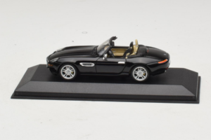 BMW Z8 Cabriolet Svart Minichamps 1:43 80420026607-R1 Metall