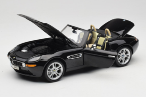 BMW Z8 Svart Kyosho 1:18 80439411729 Metall — bild 2 av 9