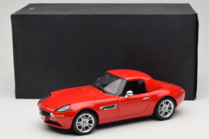BMW Z8 Röd Kyosho 1:18 80439411730 Metall — bild 9 av 9