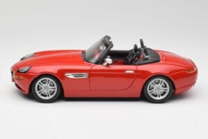 BMW Z8 E52 Röd Metallic Bburago 1:18 18-12032 Metall — bild 4 av 8