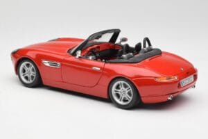 BMW Z8 E52 Röd Metallic Bburago 1:18 18-12032 Metall — bild 7 av 8