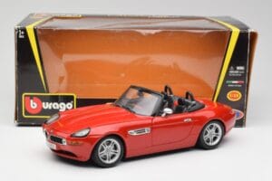 BMW Z8 E52 Röd Metallic Bburago 1:18 18-12032 Metall — bild 8 av 8