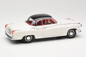 Borgward Isabella Coupe Vit Revell 1:18 08982-W1 Metall — bild 3 av 8