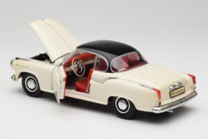 Borgward Isabella Coupe Vit Revell 1:18 8859 Metall — bild 5 av 8