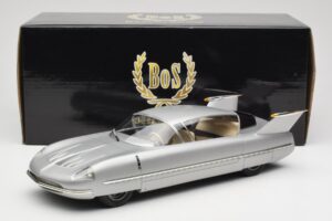 Borgward Traumwagen Silver BoS Models 1:18 BOS052 Resin — bild 6 av 6