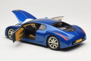 Bugatti EB 18.3 Chiron Blå AUTOart 1:18 70911 Metall — bild 5 av 8