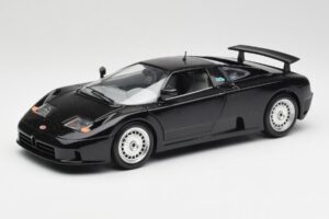 Bugatti EB110 Svart Bburago 1:18 3055 Metall