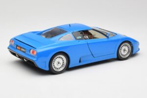 Bugatti EB110 Blå Bburago 1:18 3035 Metall — bild 3 av 8