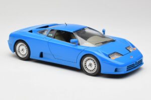 Bugatti EB110 Blå Bburago 1:18 3035 Metall — bild 5 av 8