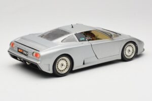 Bugatti EB110 Silver Bburago 1:18 3035-S Metall — bild 3 av 8