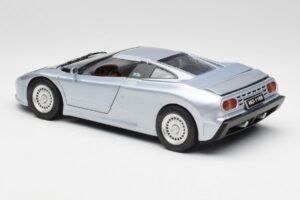 Bugatti EB110 SS Silver Anson 1:18 30303-W-M2 Metall — bild 7 av 8