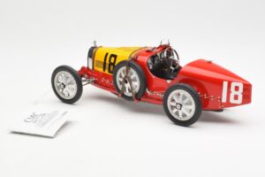 Bugatti T35 National Colors Spain CMC 1:18 M-100-B-016 Metall — bild 5 av 6