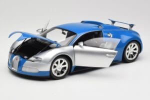 Bugatti Veyron Edition Centenaire Chrome Blue Minichamps 1:18 100110850 Metall — bild 2 av 8