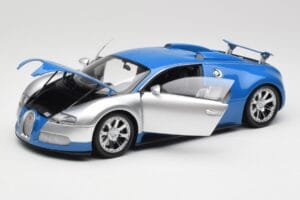 Bugatti Veyron Edition Centenaire Chrome Blue Minichamps 1:18 100110850-O Metall — bild 2 av 7