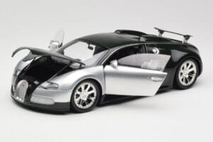 Bugatti Veyron Edition Centenaire Chrome Green Minichamps 1:18 100110852 Metall — bild 2 av 8