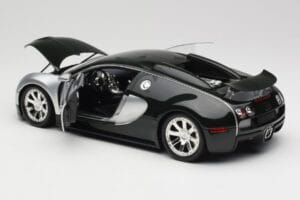 Bugatti Veyron Edition Centenaire Chrome Green Minichamps 1:18 100110852 Metall — bild 5 av 8