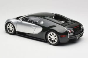 Bugatti Veyron Edition Centenaire Chrome Green Minichamps 1:18 100110852 Metall — bild 7 av 8
