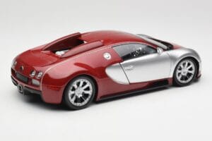 Bugatti Veyron Edition Centenaire Chrome Red Minichamps 1:18 100110851-O Metall — bild 3 av 8