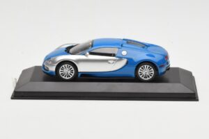 Bugatti Veyron Centenaire Blå Metallic Silver Minichamps 1:43 400110850 Metall