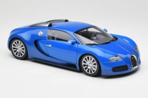 Bugatti Veyron Ljusblå Mörkblå Minichamps 1:18 100110821 Metall — bild 6 av 8