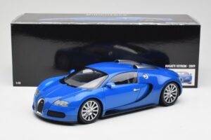 Bugatti Veyron Ljusblå Mörkblå Minichamps 1:18 100110821 Metall — bild 8 av 8