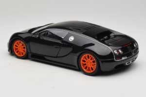 Bugatti Veyron Super Sport Black Metallic Minichamps 1:18 100110842 Metall — bild 7 av 8