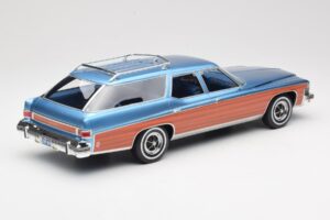Buick Estate Wagon Light Blue Metallic BoS Models 1:18 BOS417 Resin — bild 2 av 6