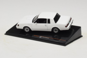 Buick Grand National Vit IXO 1:43 CLC576N Metall — bild 3 av 4