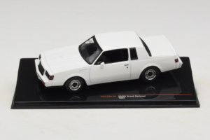 Buick Grand National Vit IXO 1:43 CLC576N Metall