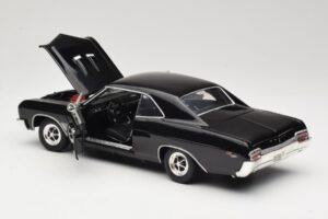 Buick GS 400 Svart American Muscle 1:18 33086 Metall — bild 5 av 8